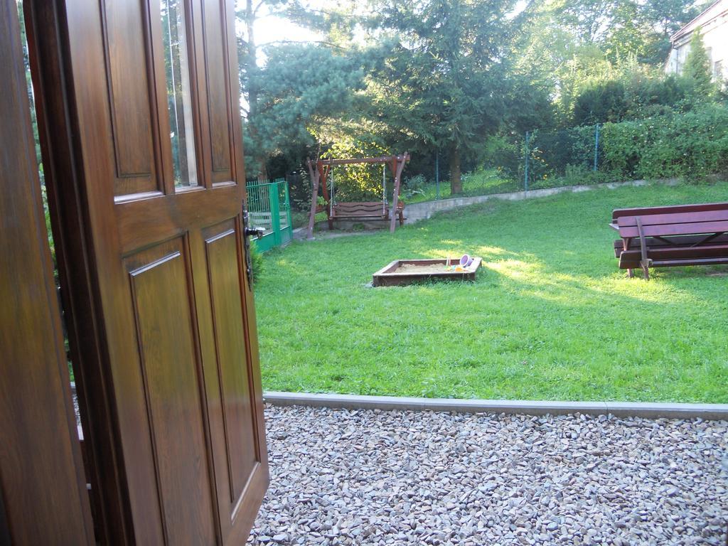 Villa Dwor W Boleniu Exterior foto